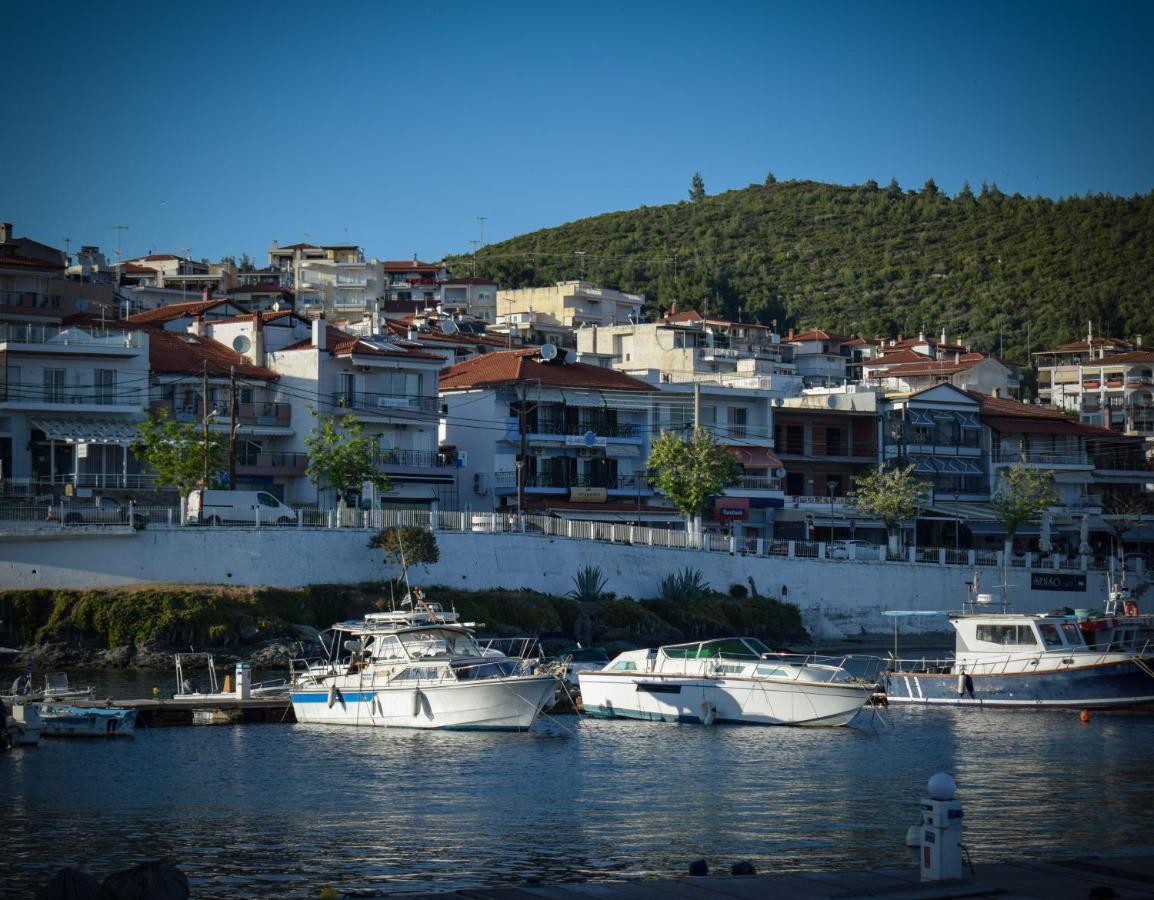 Glaros Blue Hotel Neos Marmaras Buitenkant foto